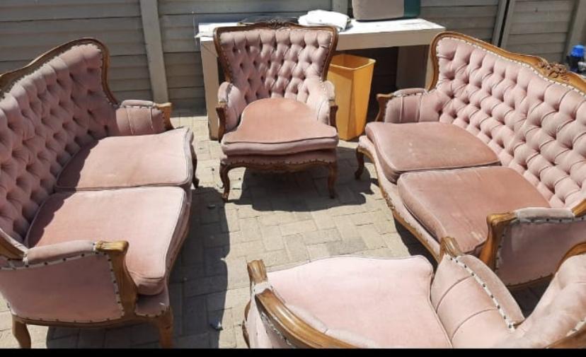 Materials - Nxese Antiques